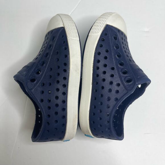 Native Jefferson Shoes Girls Boys Baby 4 Blue Slip on - Picture 4 of 7
